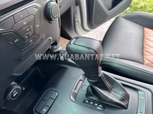 Xe Ford Ranger XLS 2.2L 4x2 AT 2019