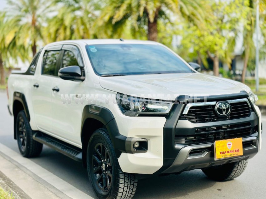 Toyota Hilux 2.8L 4x4 AT 2021