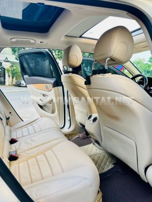 Xe Mercedes Benz GLC 300 4Matic 2016