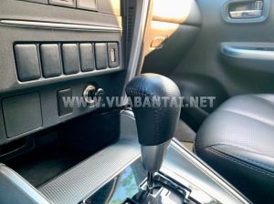Xe Mitsubishi Triton 4x2 AT Mivec Premium 2021