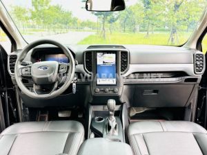 Xe Ford Ranger XLS 2.0L 4x2 AT 2024