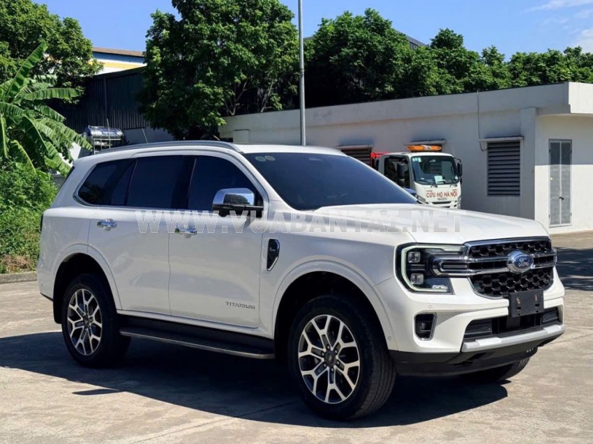 Ford Everest Titanium Plus 2.0L 4x4 AT 2022