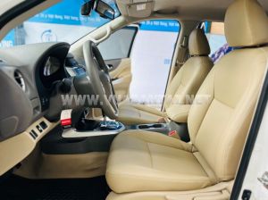 Xe Nissan Navara EL A-IVI 2.5 AT 2WD 2020