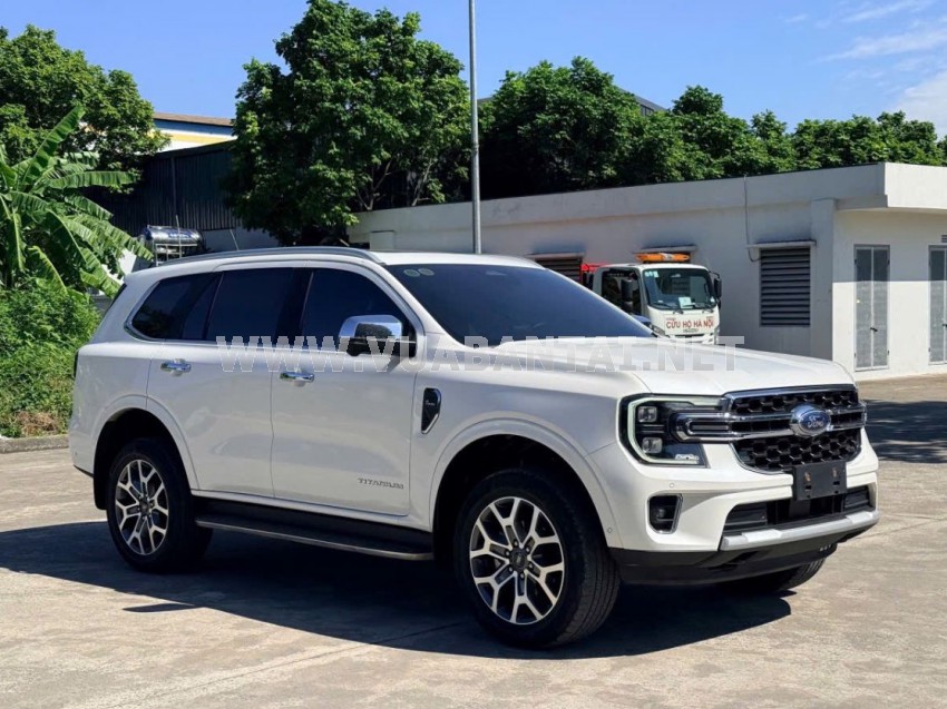 Ford Everest Titanium Plus 2.0L 4x4 AT 2022