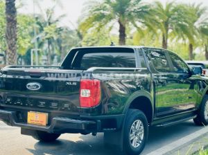Xe Ford Ranger XLS 2.0L 4x2 AT 2024