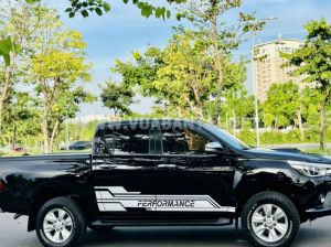 Xe Toyota Hilux 3.0G 4x4 AT 2016