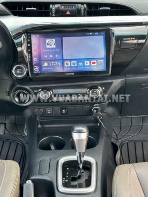 Xe Toyota Hilux 2.8G 4x4 AT 2016
