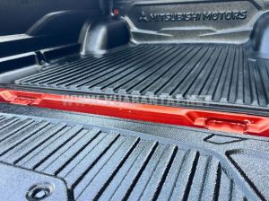 Xe Mitsubishi Triton Athlete 4x2 AT 2022