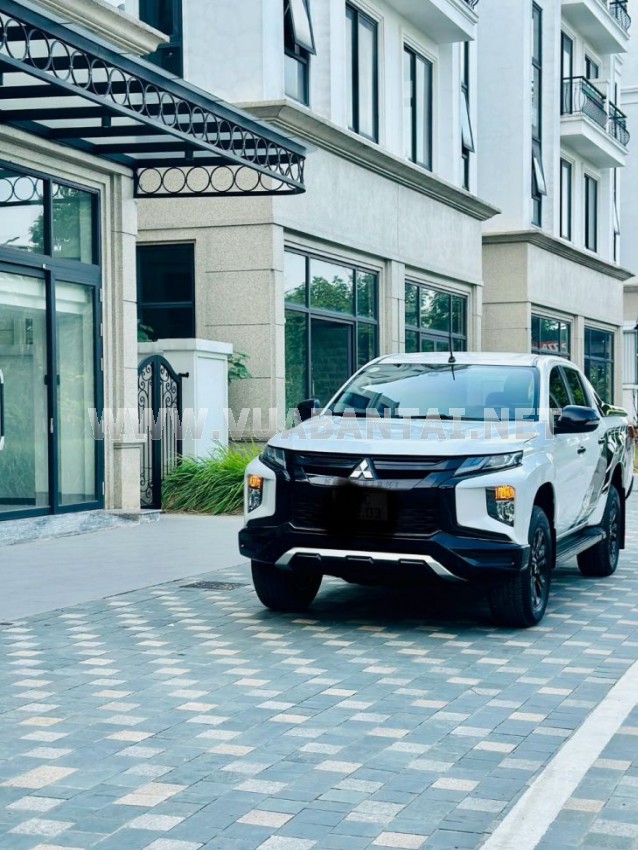 Mitsubishi Triton Athlete 4x2 AT 2022