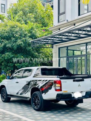 Xe Mitsubishi Triton Athlete 4x2 AT 2022