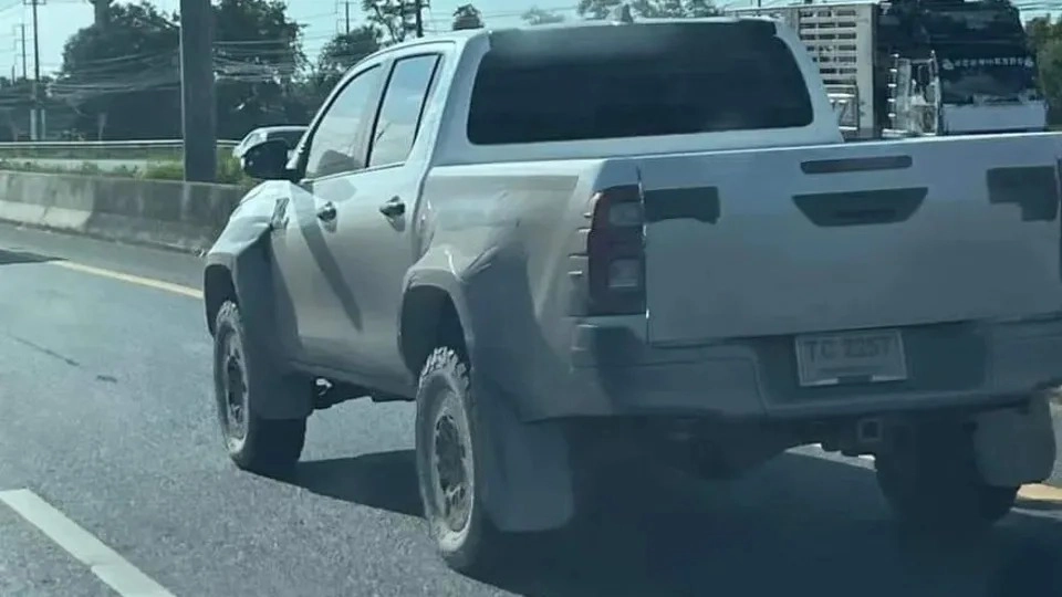 toyota-hilux-3-1672857996082703133248-16728822679562091380185
